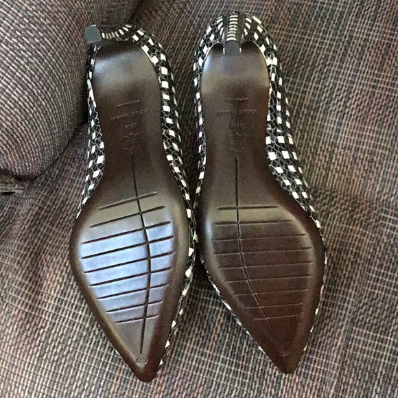 Cole Haan black white gingham print pumps - Picture 4 of 8